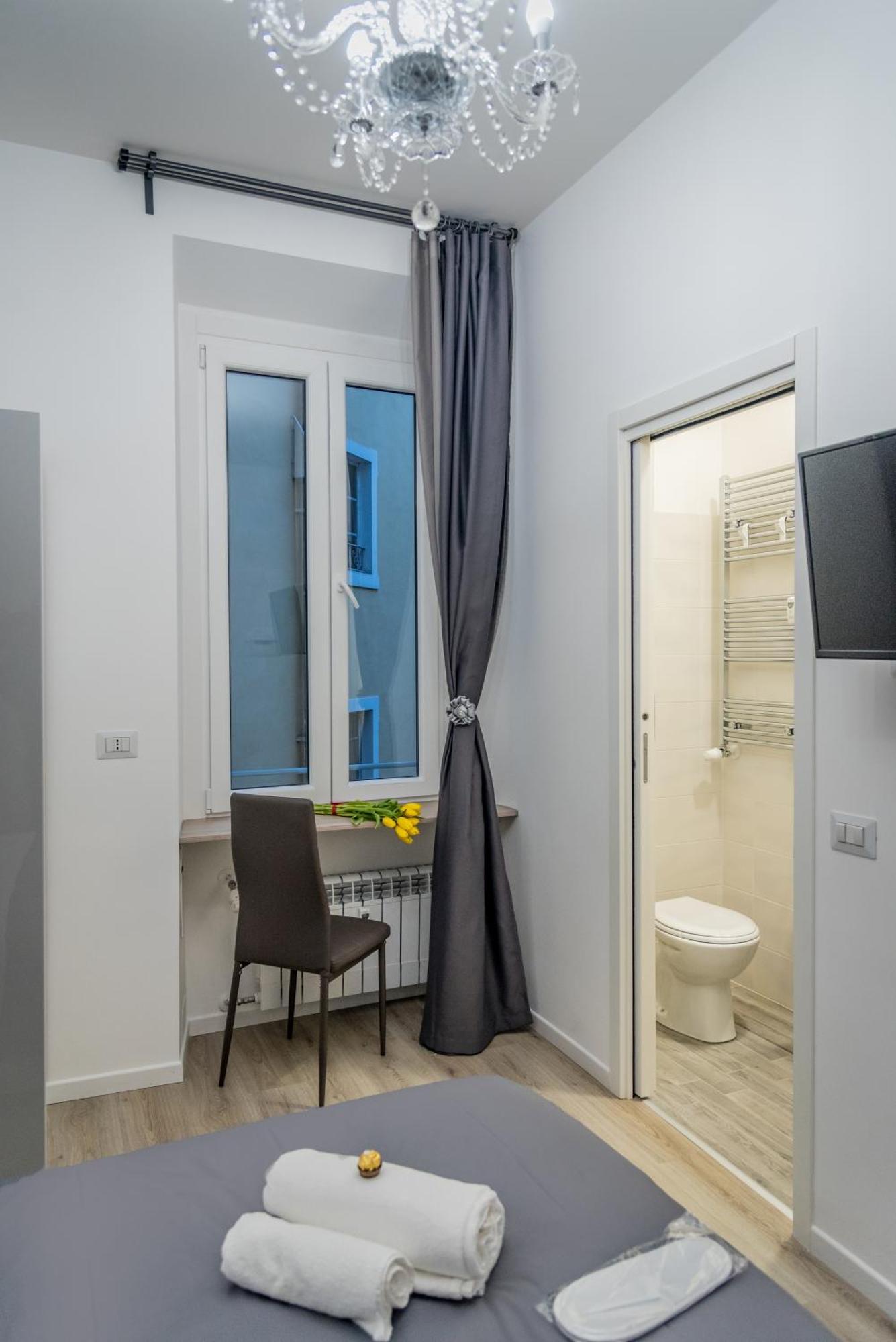 Inside Roma Rooms Екстер'єр фото
