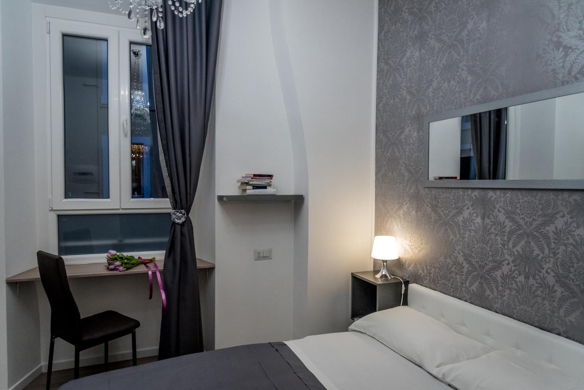 Inside Roma Rooms Екстер'єр фото