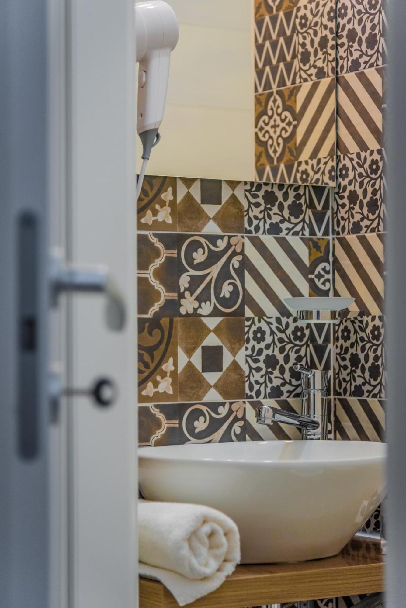 Inside Roma Rooms Екстер'єр фото