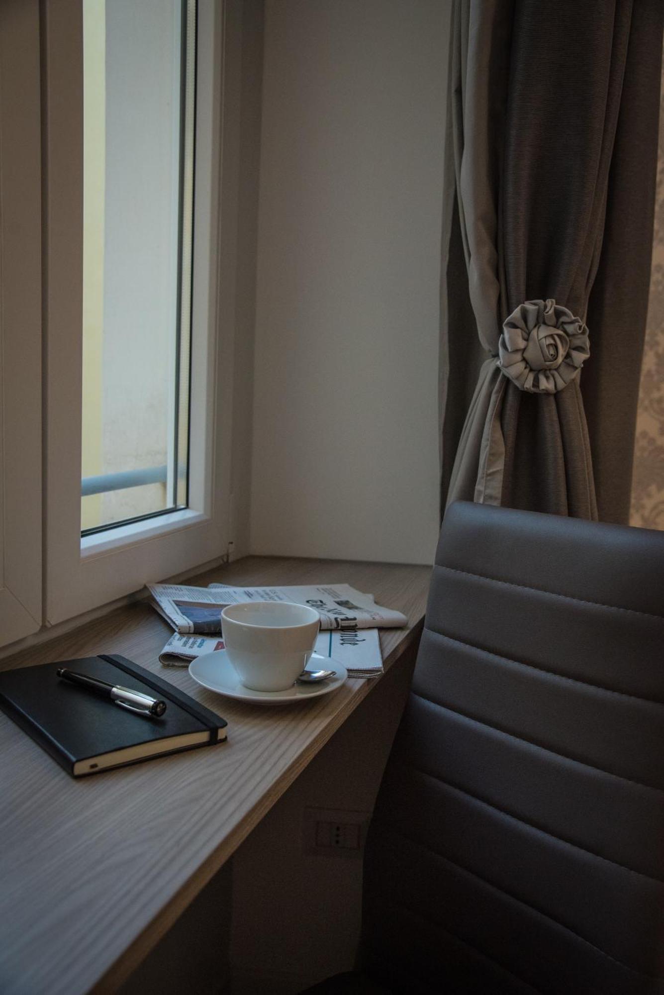 Inside Roma Rooms Екстер'єр фото