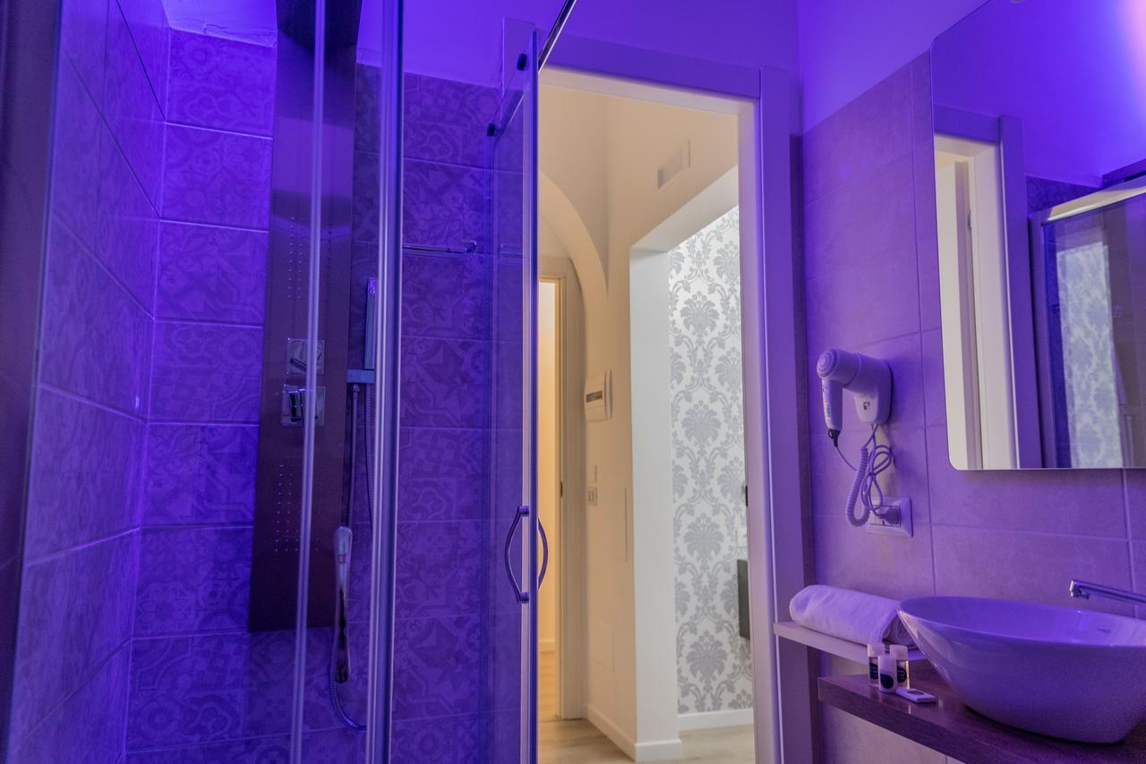 Inside Roma Rooms Екстер'єр фото