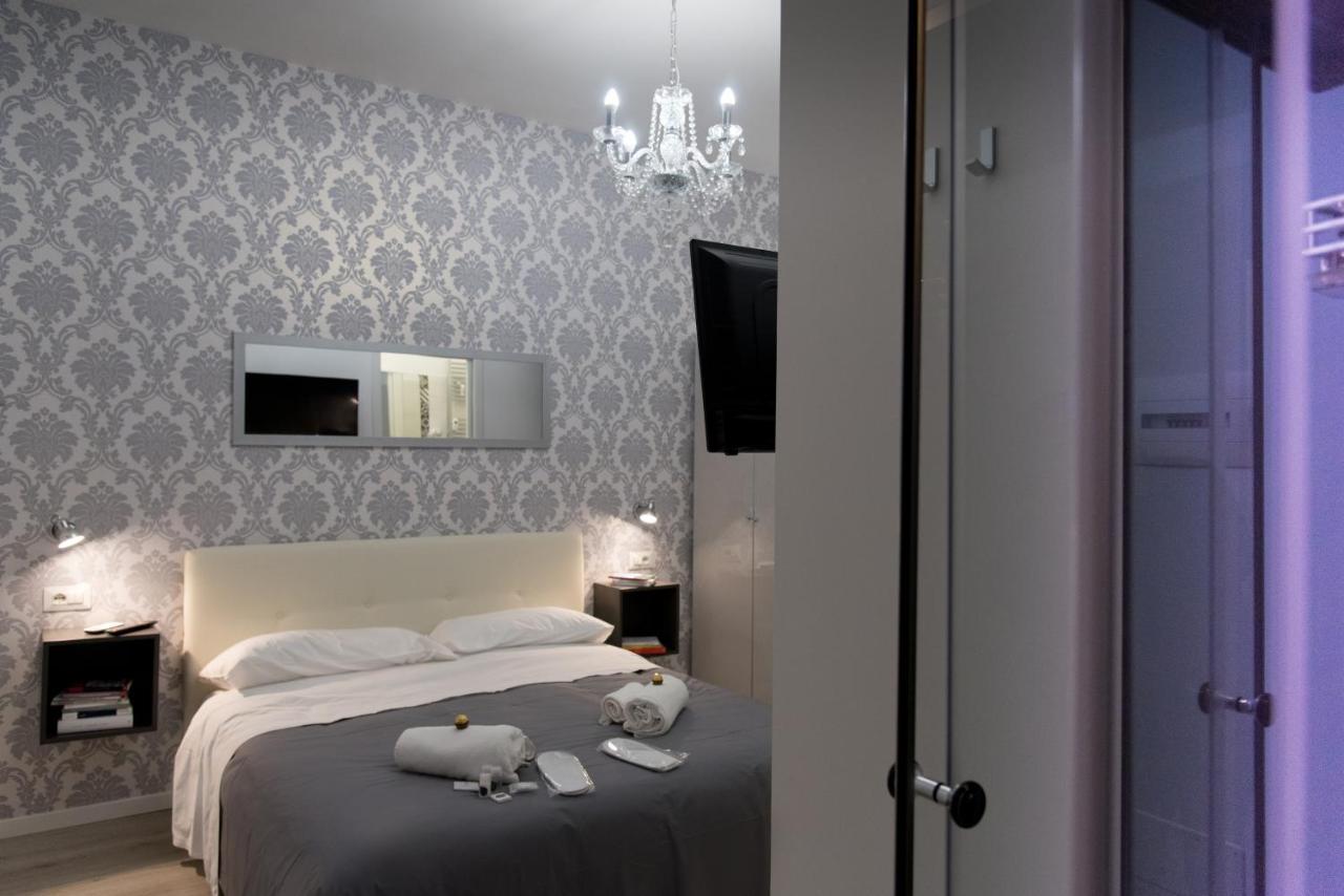 Inside Roma Rooms Екстер'єр фото